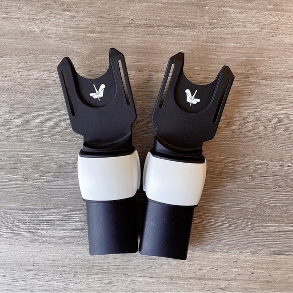 BUGABOO car seat adapter - Picture 1 of 1